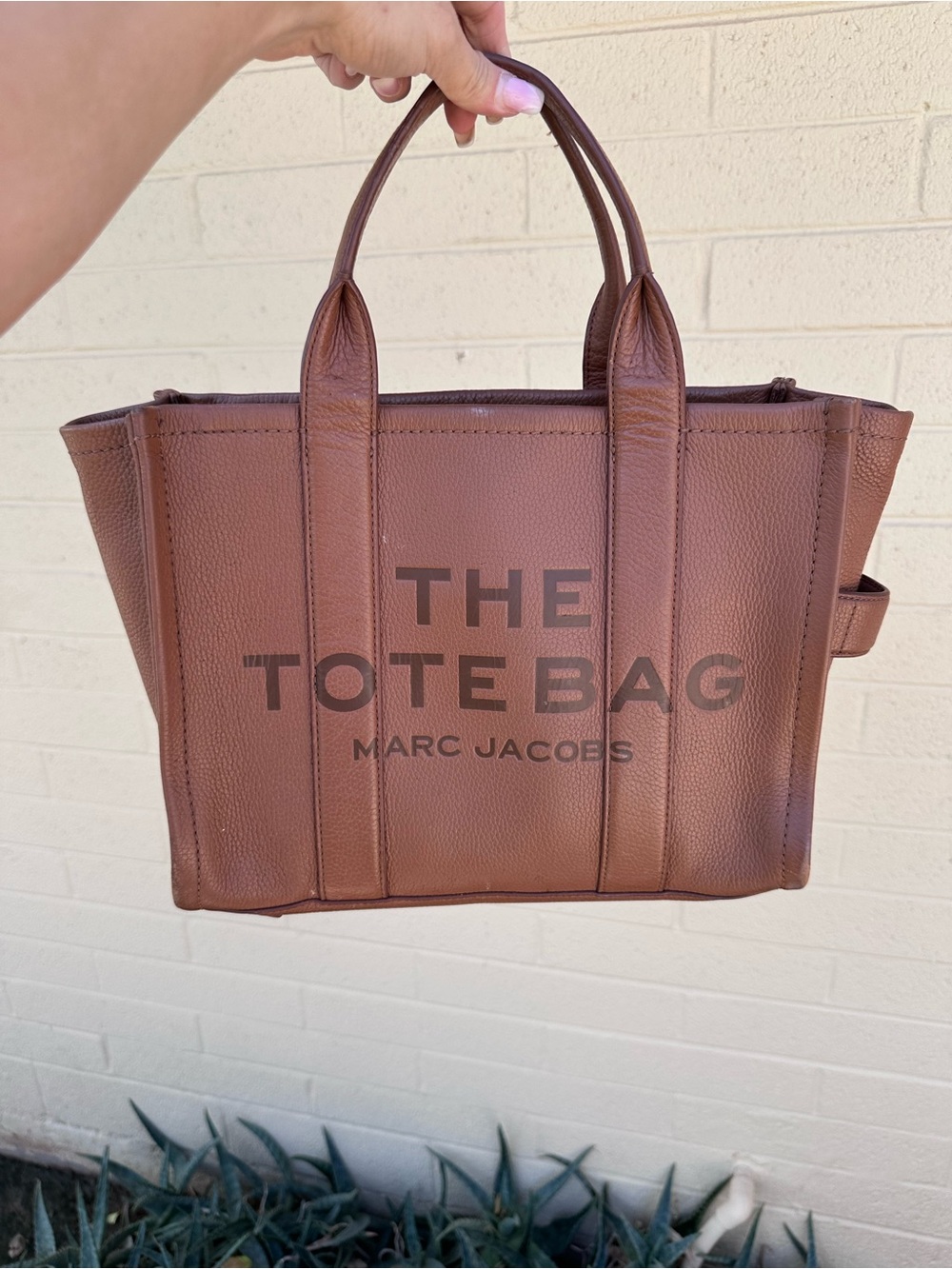 Marc Jacobs Brown leather medium tote bag